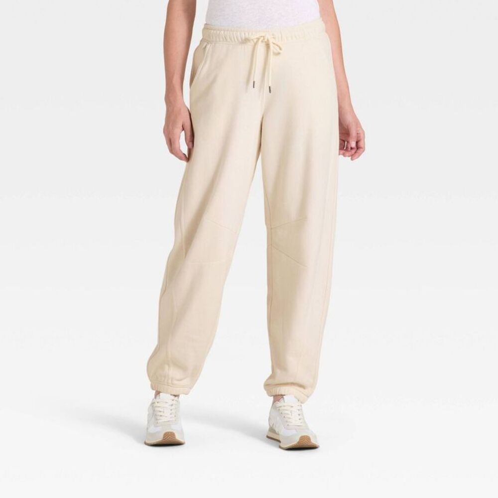 Women's Mid-Rise Barrel Leg Sweatpants - Universal Thread Cream S